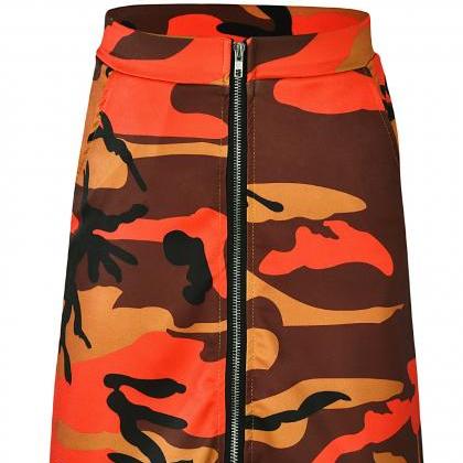 Women Camouflage Mini Skirt Front Z..