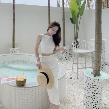 women Two-piece suit top +skirt bea..