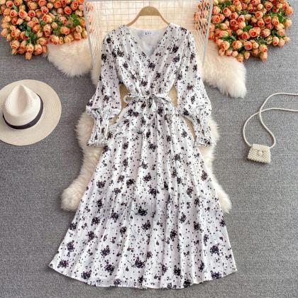  Cute v neck floral dress long slee..