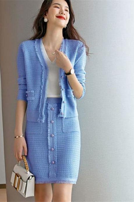 Women V-neck knitted two-piece set cardigan half skirt suit autumn new style tassel two-piece set female