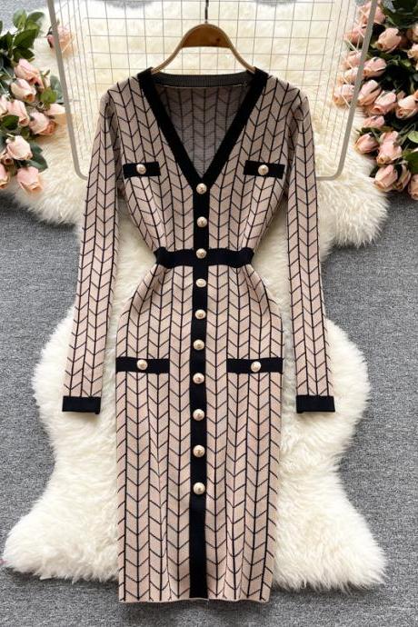 Women Design Plaid Knitted Dress Long Sleeve V Neck Single Breasted Slim Sheath Dresses Autumn Bodycon Sweater Dress